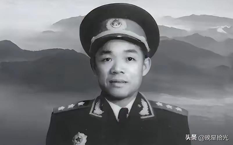 登岛名单全是副职，韩先楚当场拍桌：把我名字写第一个！
 
1950年解放海南前夕
