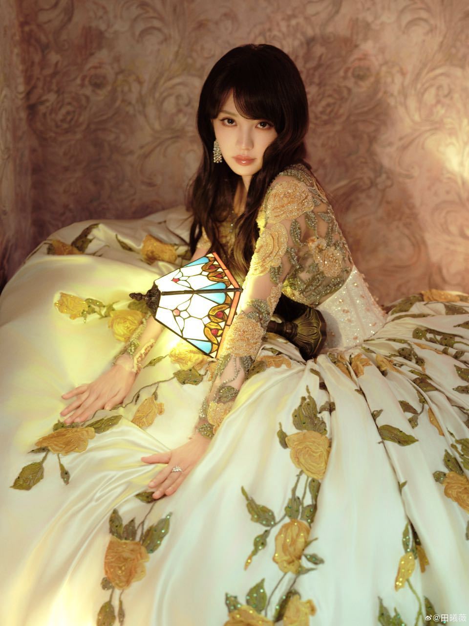 田曦薇妆发女神级别 ​​​
