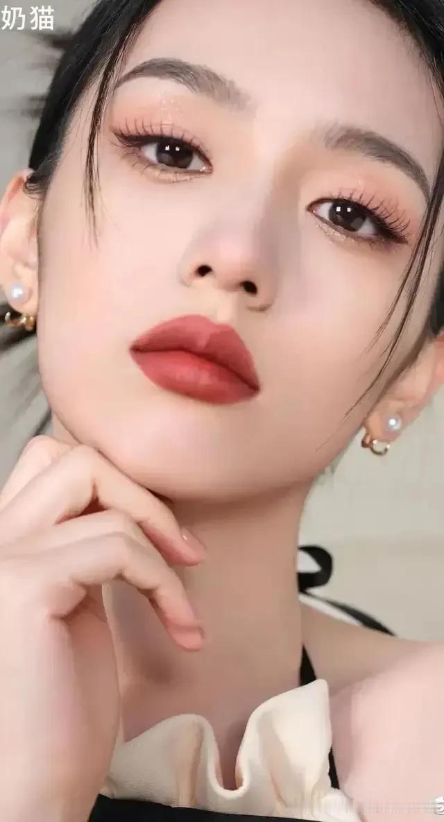 周也等美女