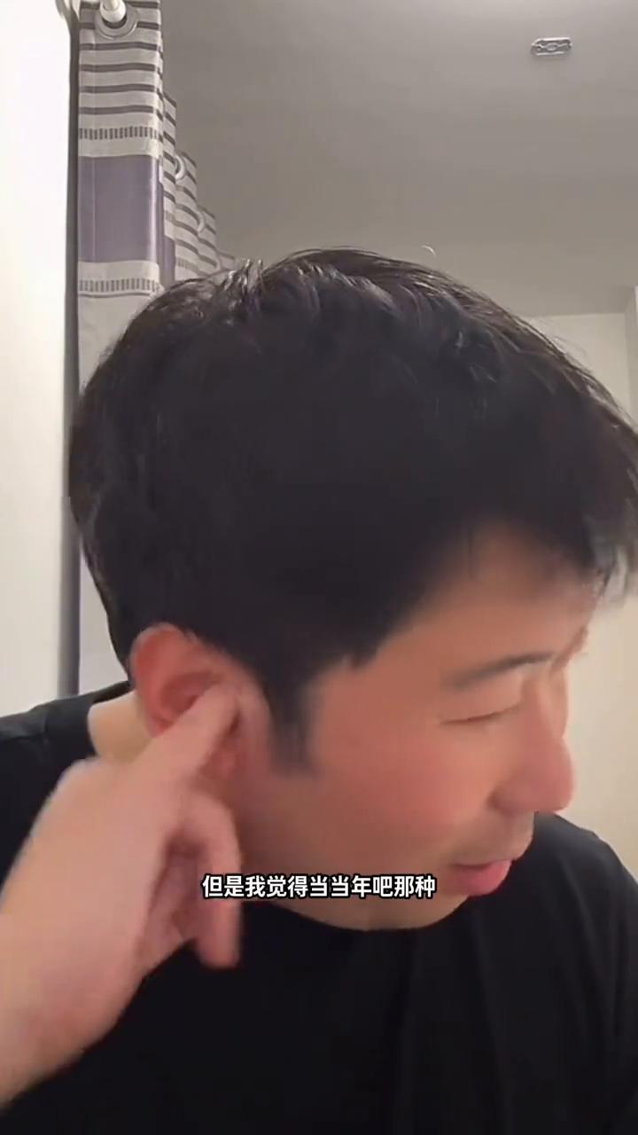 韩莹老公评王楚钦打法，称王楚钦反手拧拉很小就暴露天赋。
此前有专家称王楚软为正反