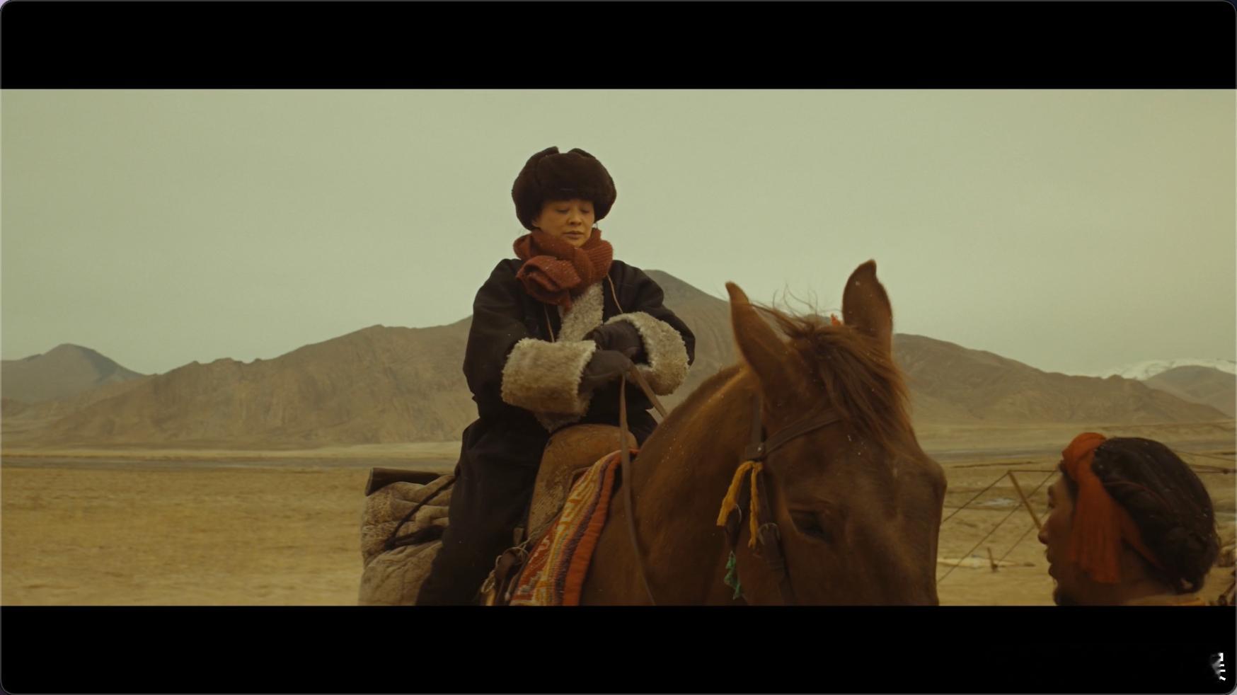 梅婷新剧慈母守中线 张勤勤的肩上扛着太多重量！援青的责任、院长的担当、母亲的守护