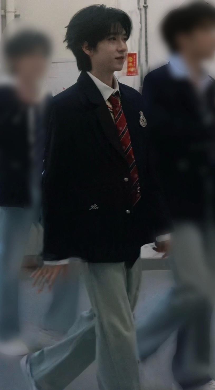 好帅好萌