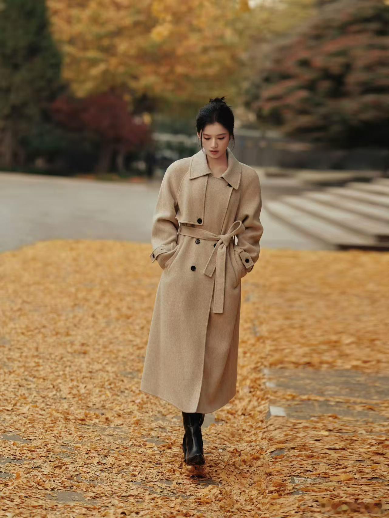 张婧仪秋日大片，好美，