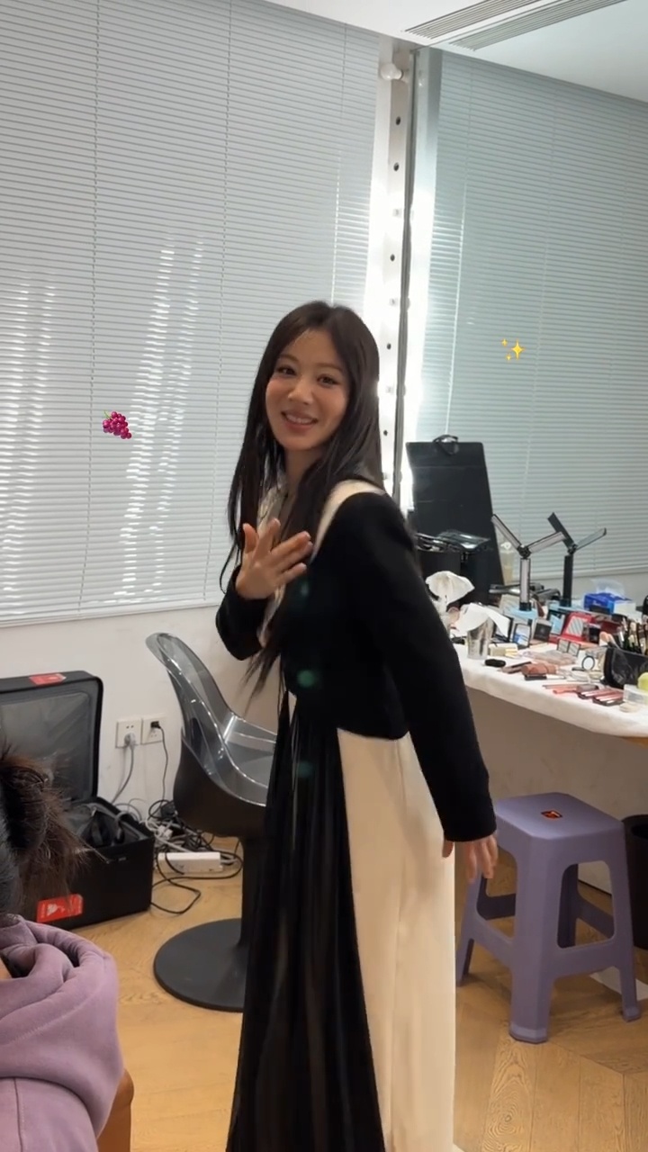 杨紫用长期主义惊艳时光杨紫新手博主状态看杨紫的vlog莫名治愈，像身边好朋友碎碎