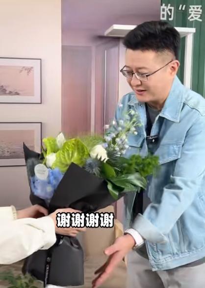 兄弟姐妹们！
大新闻来了，张腾岳竟然和头条强强联手，简直震惊了整个科普界！
这次