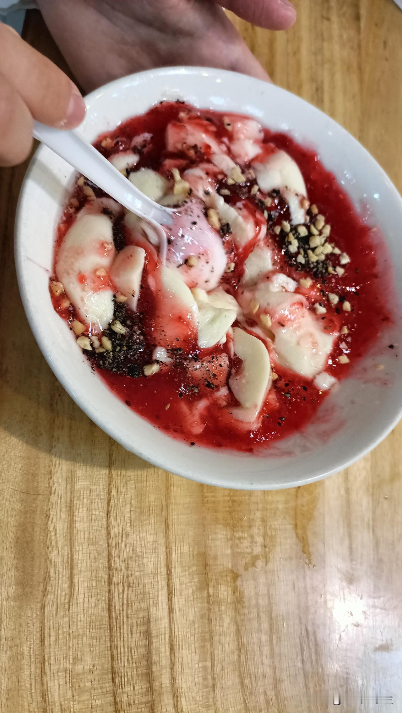 都说南方吃甜豆腐脑，北方吃咸豆腐脑，其实你们不知道，北方也有甜豆腐脑，只不过这个