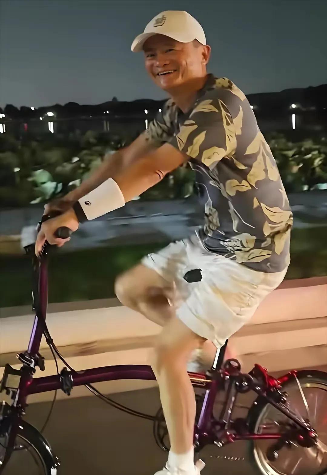 马云的一场夜骑，揭开了中国自行车产业 30 年的“高端化遮羞布”

马云西湖夜骑