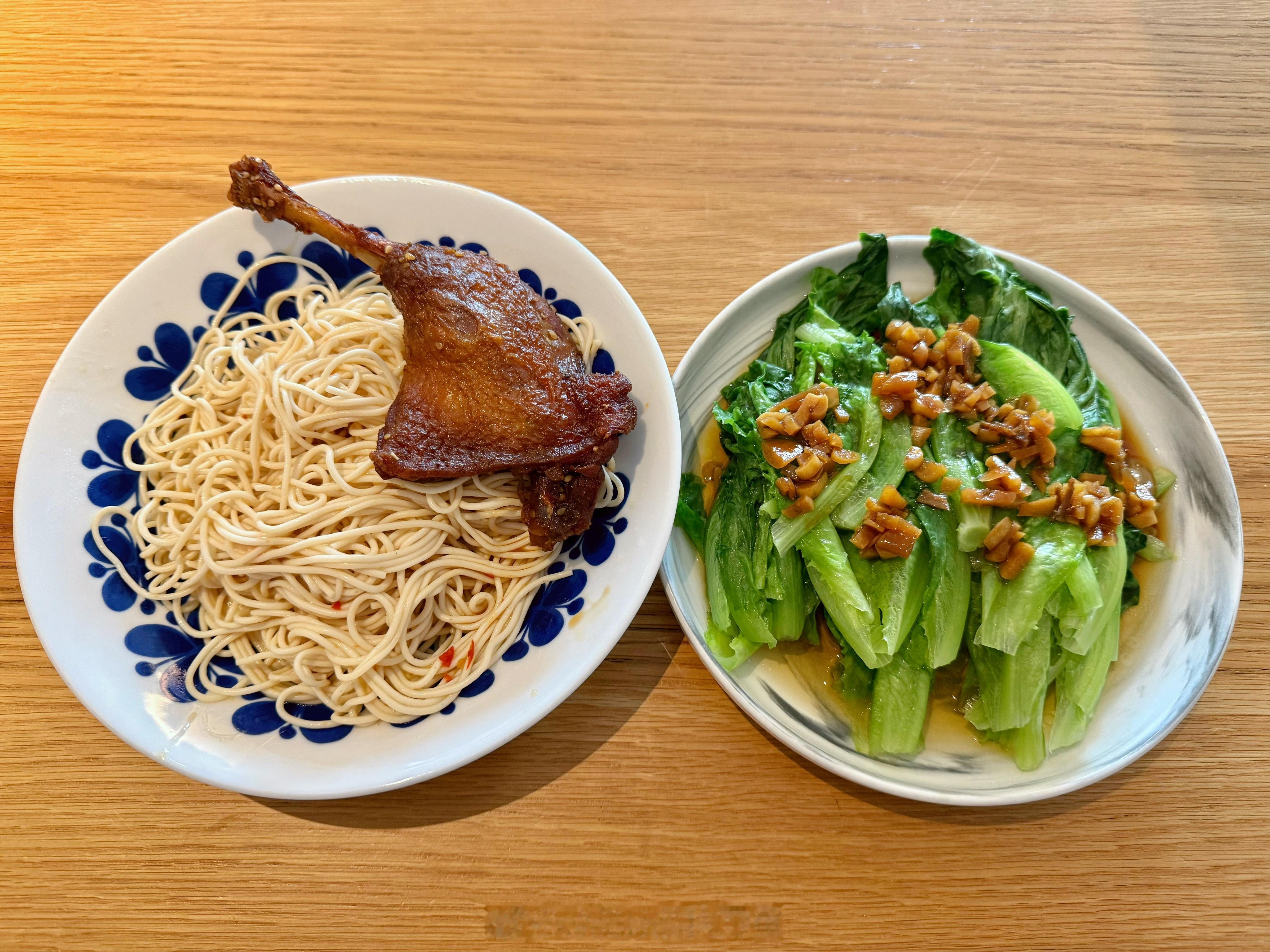 试试山姆的低GI豆腐面。 