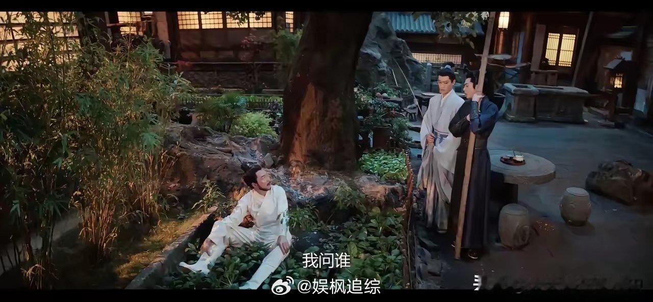 许七安太聪明了，突然想到用他的镜子玩绑架张云鹰，为了确认这个镜子到底是不是有用，
