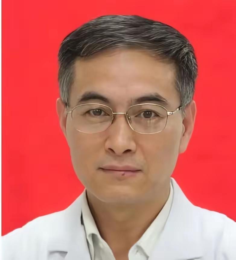 很难想象，救死扶伤的手术台，居然会变成收割底层老百姓血汗钱的地方。

很多受伤的