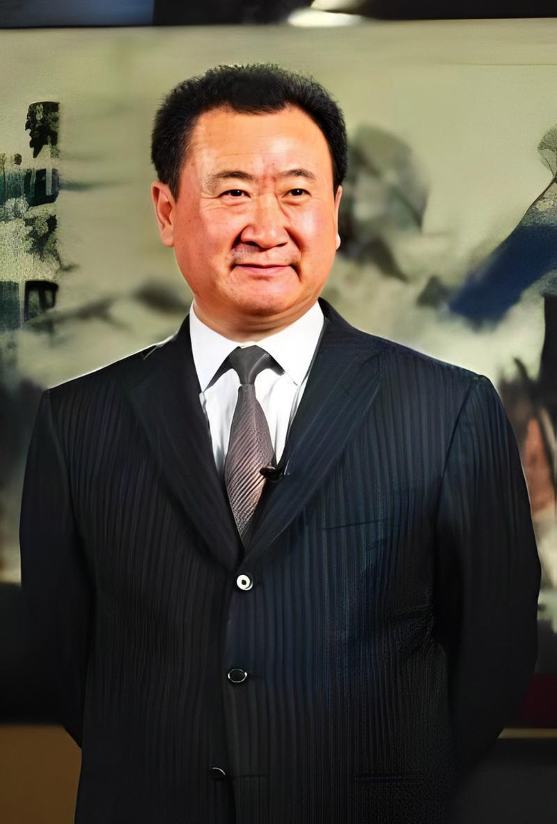 28岁，副团级，前途无量，王健林却主动要求转业。

那个年代，副团级干部意味着什