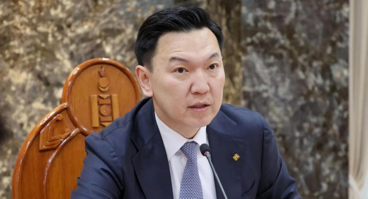 燃油供应缺口压身，蒙古主动寻求中方扩大供油。8月8日，蒙古总理乌其尔勒会见中方能