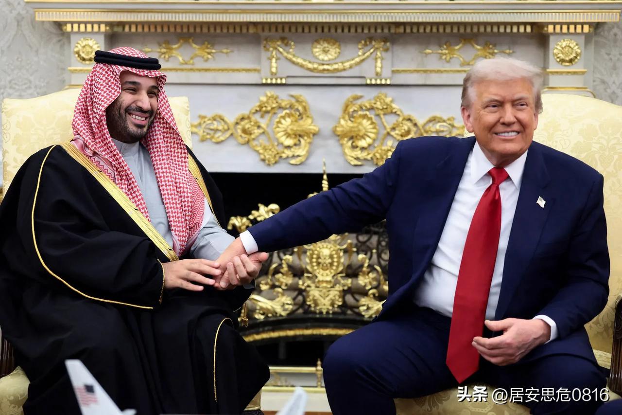 🇺🇸🇸🇦🇮🇷沙特王子鼓励特朗普继续对伊朗发动战争——纽约时报

沙特