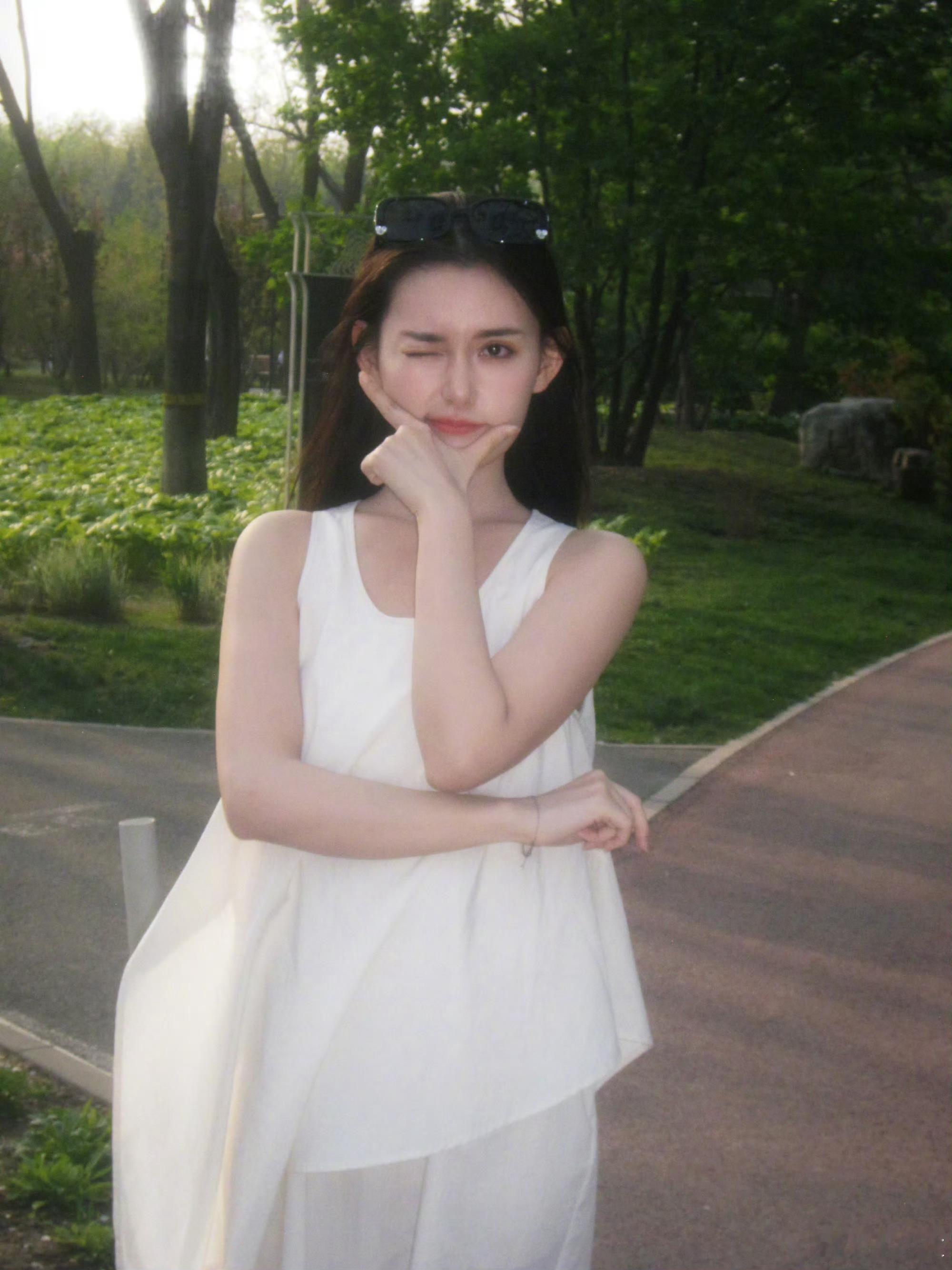 曝讨薪综艺换组重启 这场风波终于解决了，改名七星高燥，蒋依依全程被大家照顾，这群
