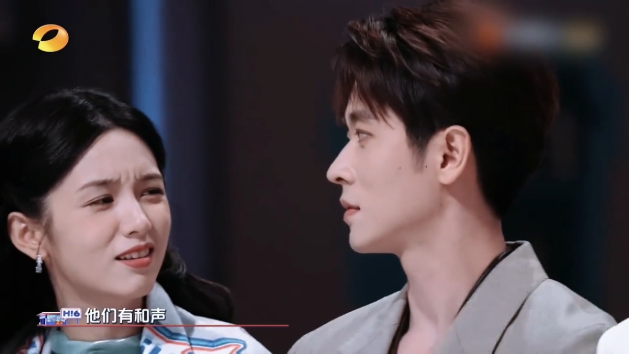 磊子不行了，我一女的都受不了周也这样看了这个视频我感觉椰子就是没开窍的直女 磊子