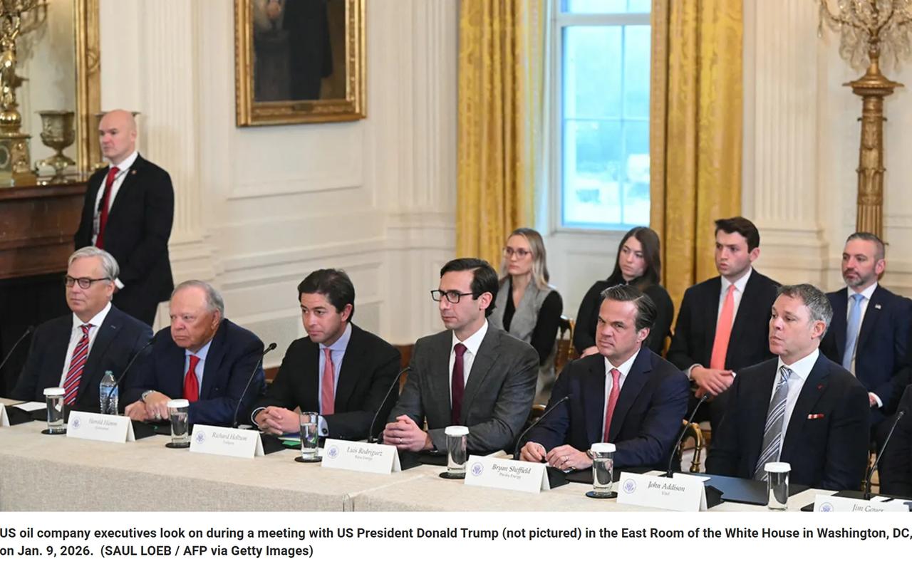 特朗普会见全美石油公司高管，商讨如何接管委内瑞拉石油
当地时间周五，特朗普在白宫