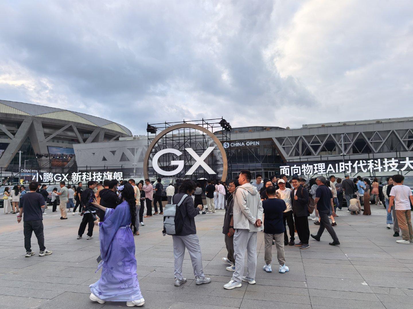 新科技旗舰小鹏GX今晚上市 已经到发布会现场物理AI时代的科技大成之作小鹏GX即