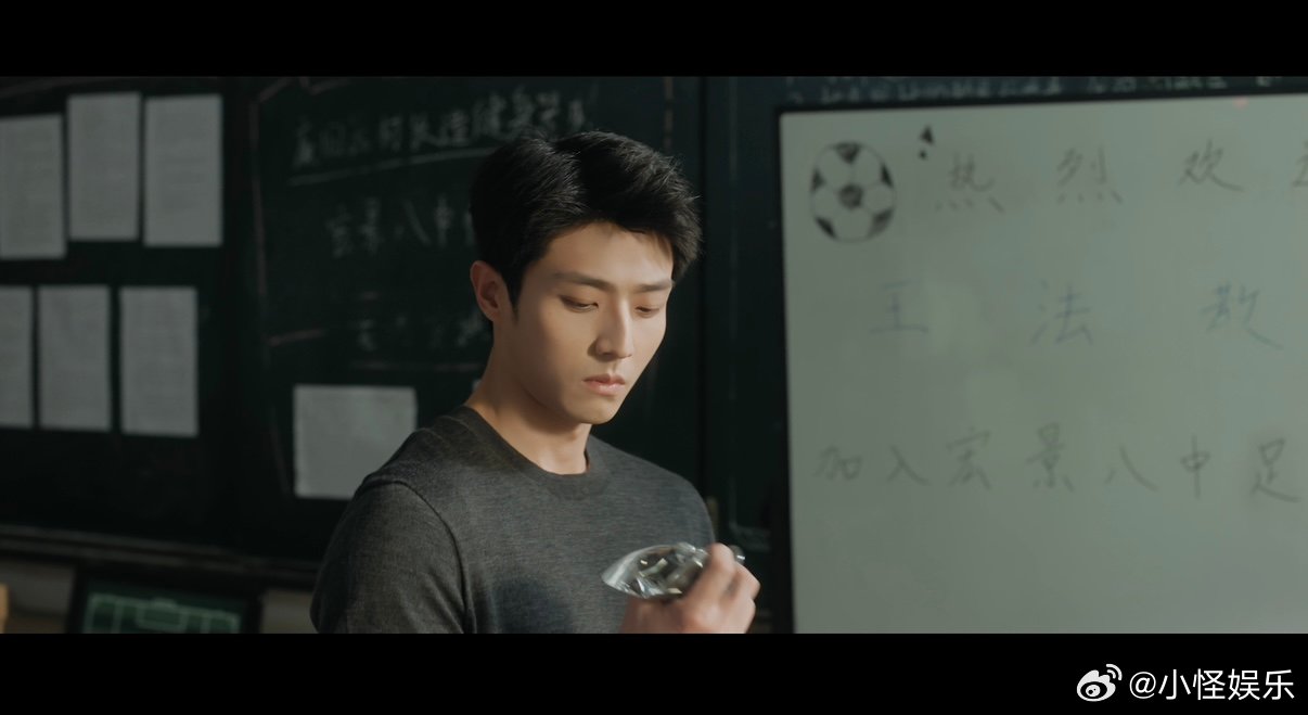 让陈靖可演教练的人是天才吧 选角导演眼光直接封神，《灿如繁星》陈靖可王法教练完美