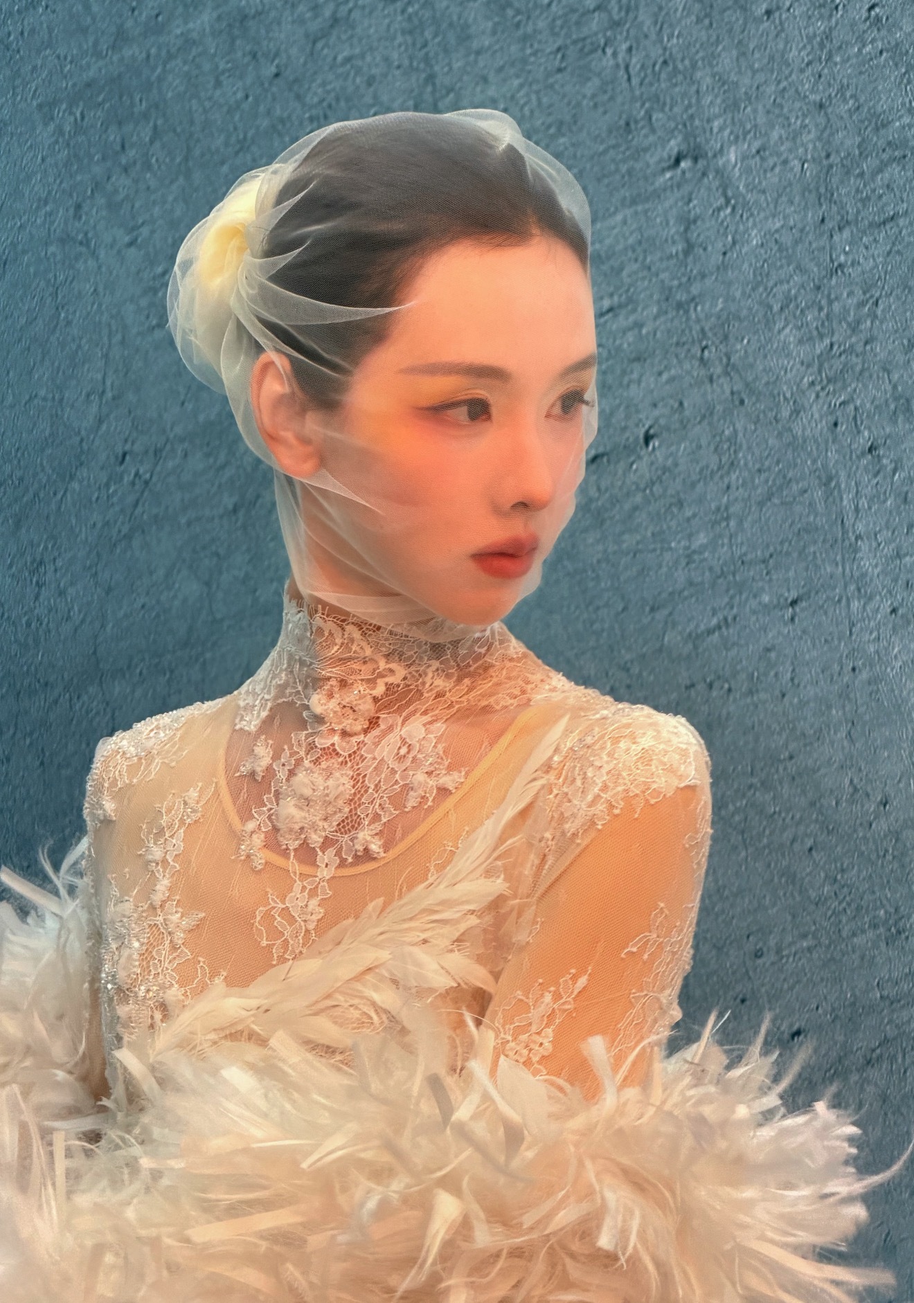 陈都灵Cosmo还有第二封，冰晶玫瑰好完美的骨相…