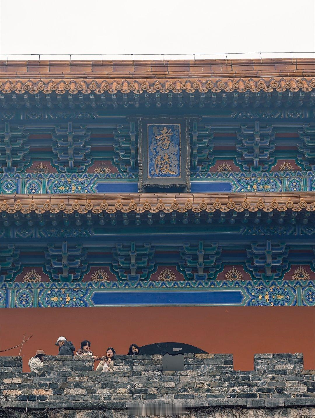 松风摇古冢，山色绕明陵 南京·明孝陵