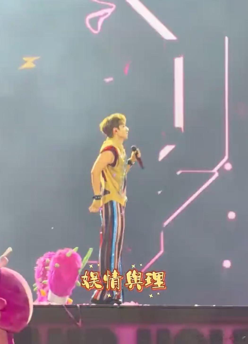 汪苏泷生命力要溢出屏幕了 汪苏泷舞台状态好到炸裂！全程蹦跳不停唱跳无短板，元气满