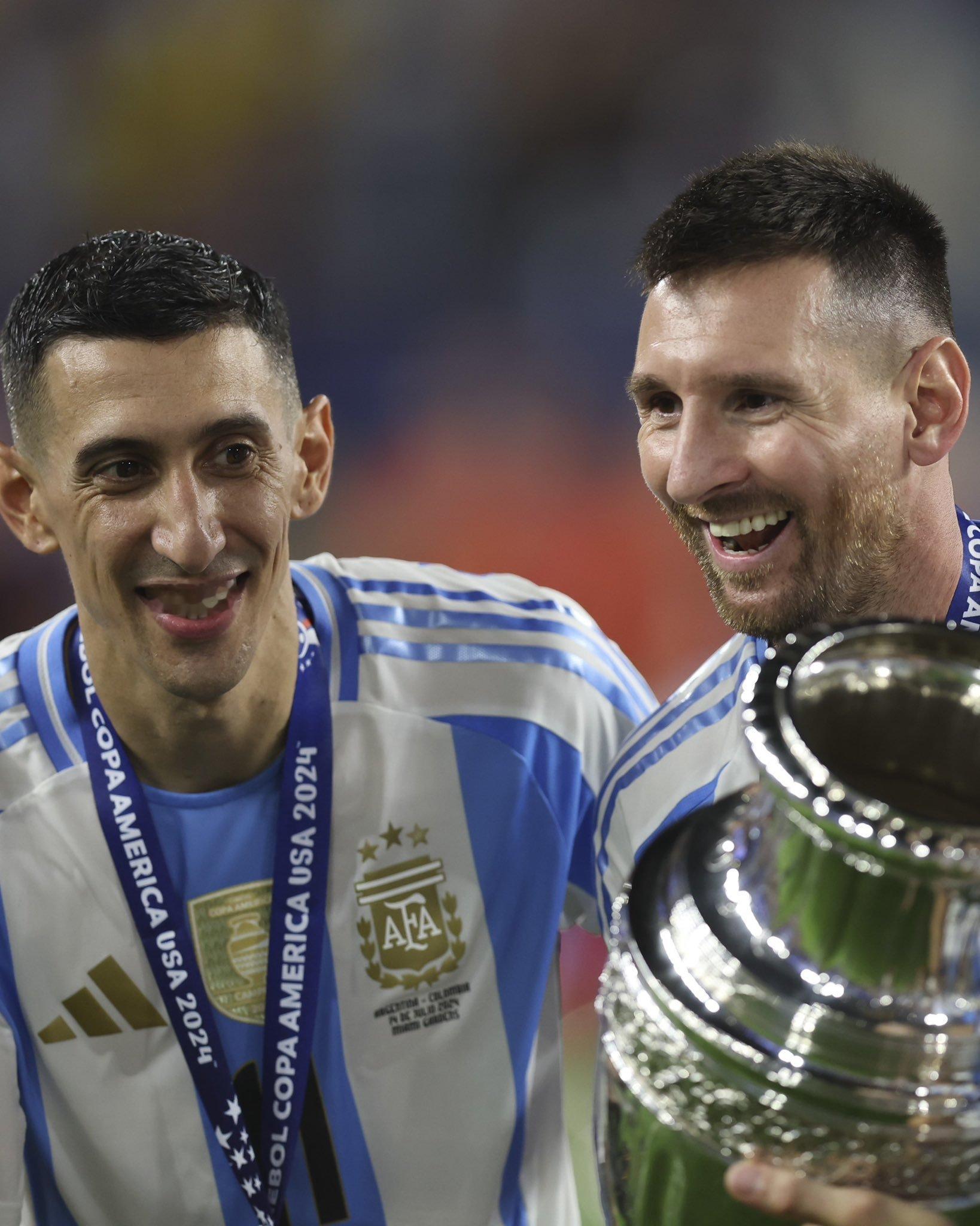 【最好的天使梅🥹🥹🥹】美洲杯官推：和朋友在一起一切都会变得更好🥹#梅西[