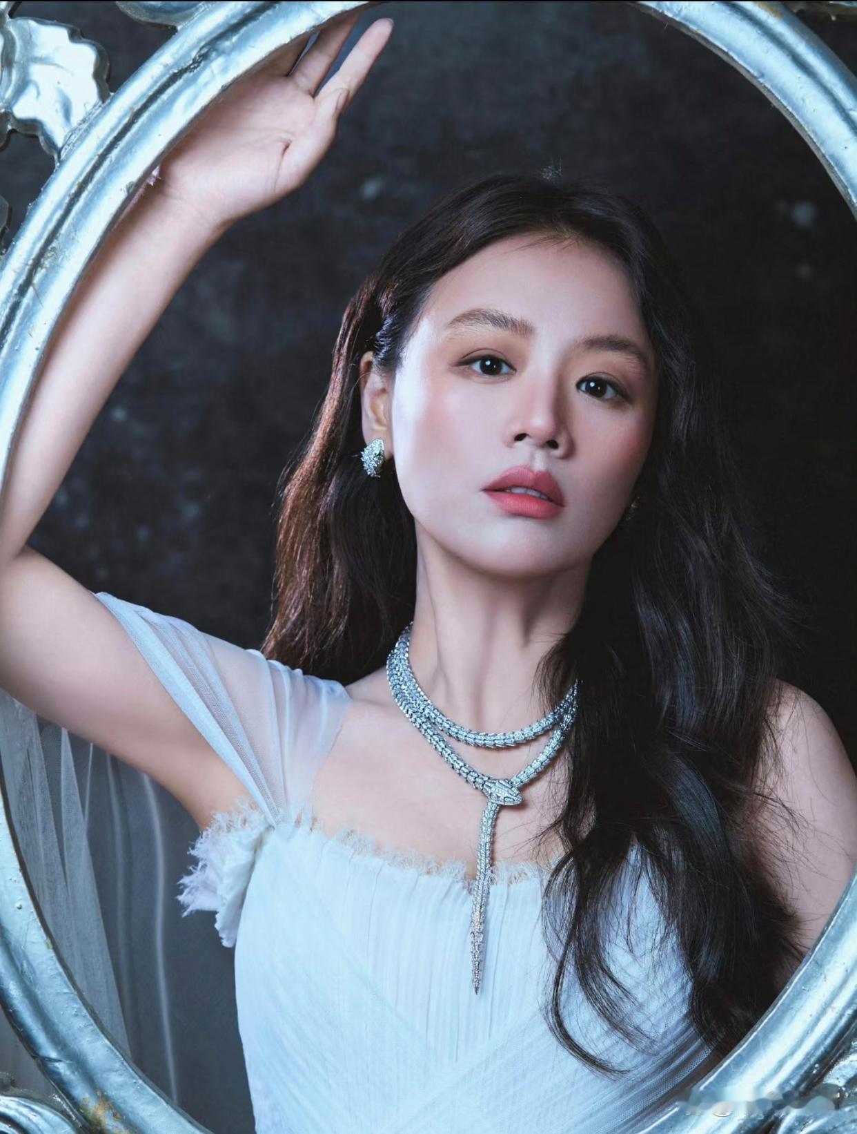 1. 张雨剑和吴倩离婚时，公司是站吴倩这边的，还雪藏了张雨剑，结果两人又和好了，