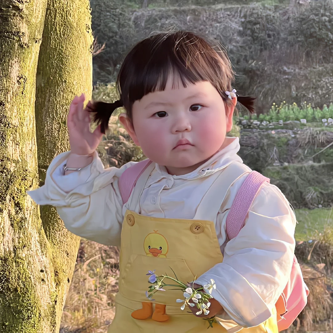 谁能拒绝这个香香软软的女儿！！