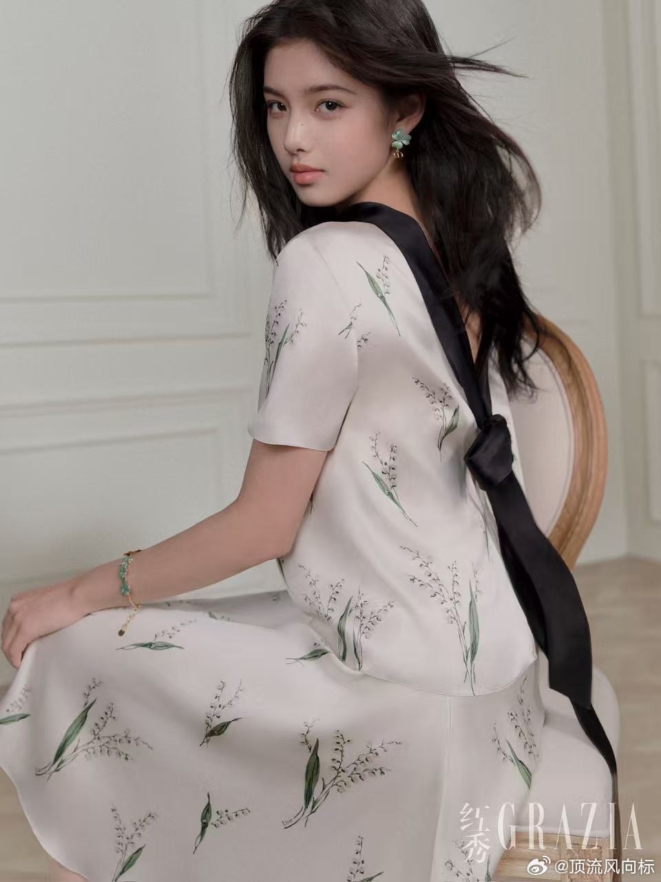 艾米 买股这一块 主要是有实力呀，那当然是入股不亏 