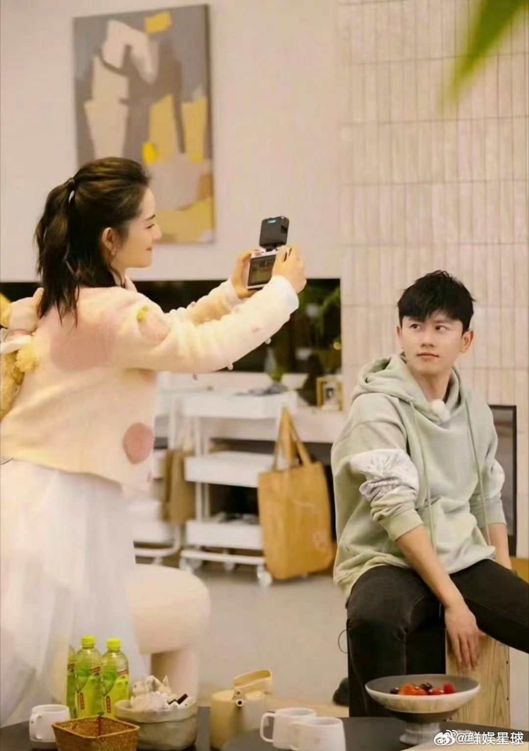 张杰张杰称和谢娜交往时单身张杰回应 有担当、有分寸、有温度，这就是张杰。 