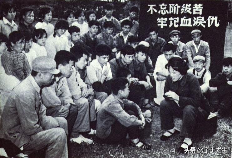 东北机器制造厂的工人工程师尉风英，是从旧社会的苦水中一步步走出的普通工人。她童年