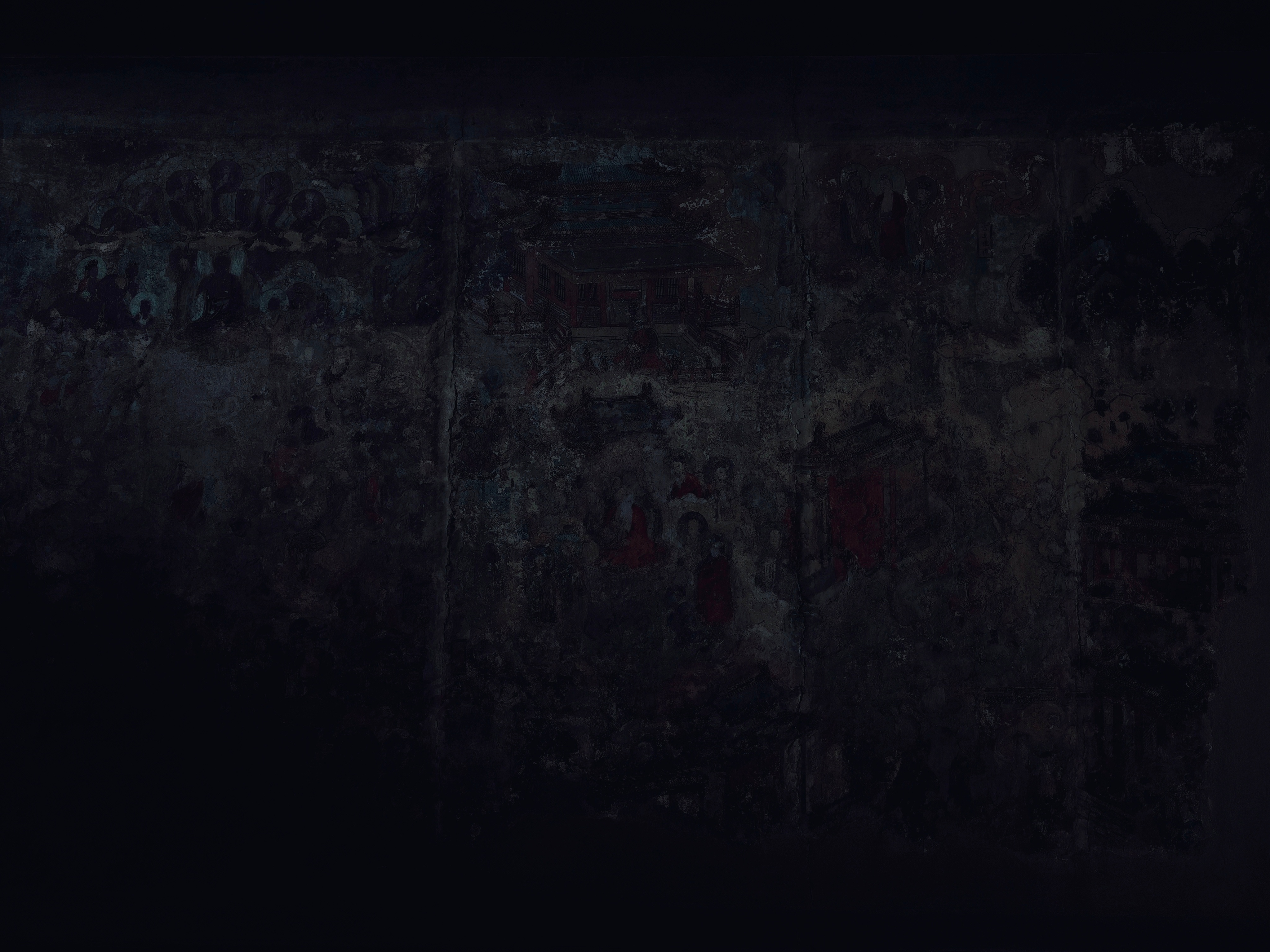 正定 隆兴寺里的壁画建筑内的光线非常暗，在部分背光的位置，肉眼看到的情况就和图1