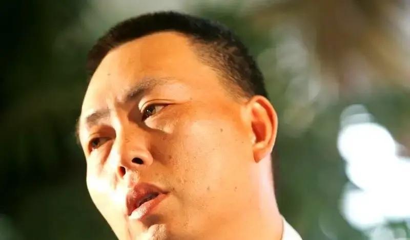 刷到段永平的采访，给我看愣了。人家问他茅台未来价格怎么样？这个回答，真是有点东西