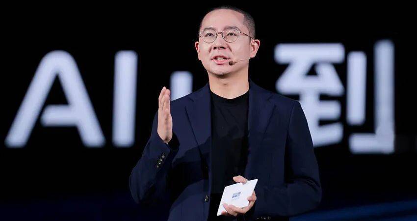 印奇捞到了“搞钱人”