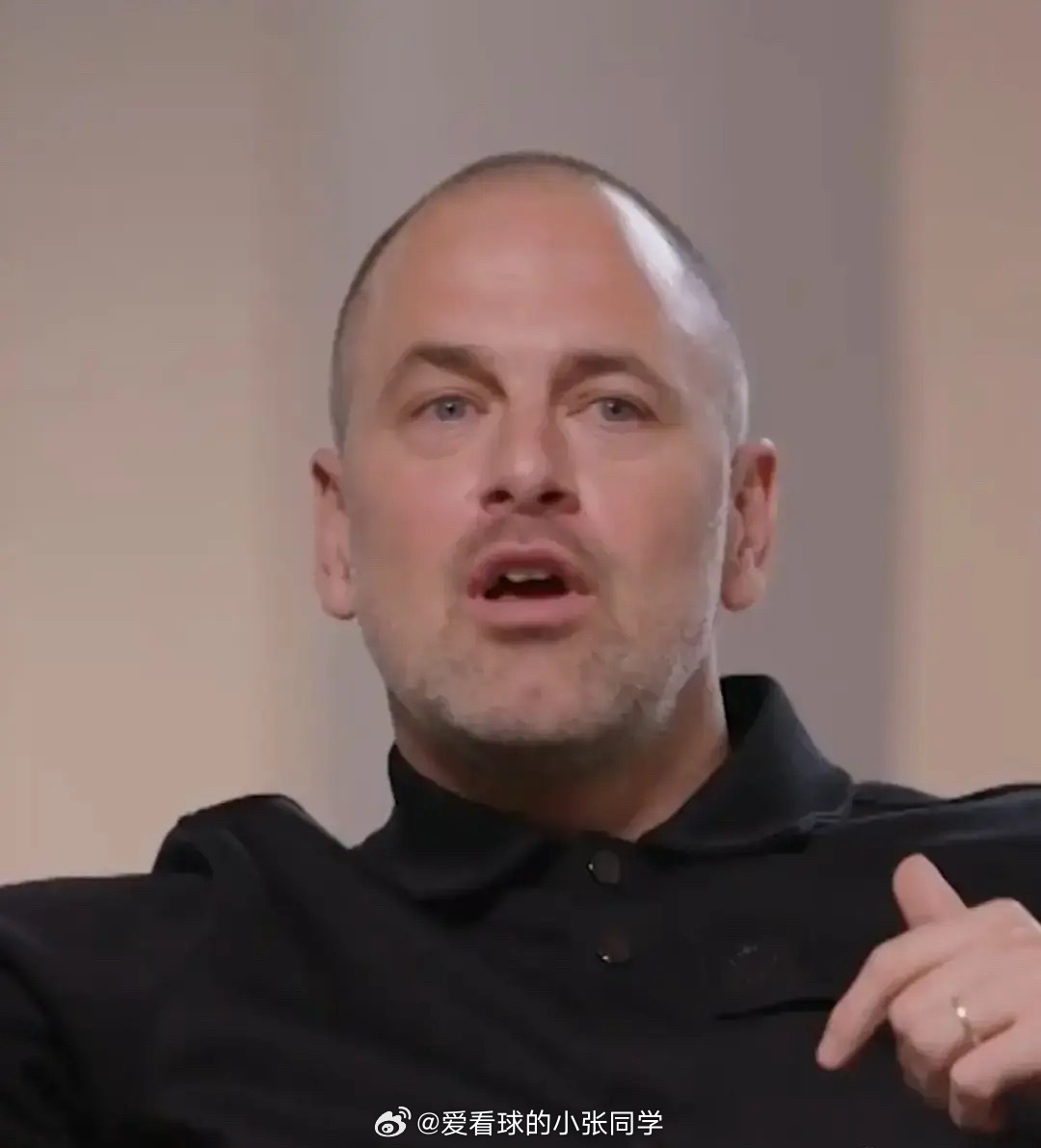 乔-科尔：我认为C罗可能每晚都在遗憾，渴望能像梅西一样出色前切尔西球员乔-科尔接