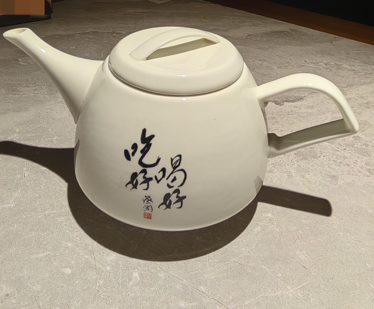 如今生活节奏飞快，哪有那么多时间追长剧，短剧一集也就十几分钟，利用碎片时间就能看