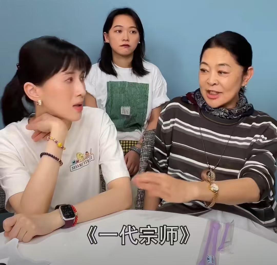 娱乐圈别人不敢说的话，倪萍敢说。金鸡奖落幕后，李艾问倪萍有没有为没有获奖的演员鸣