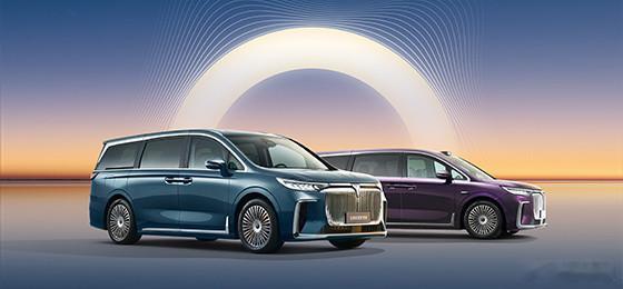 岚图泰山（全尺寸大六座 SUV）：搭载华为 ADS Ultra 四激光雷达智驾方