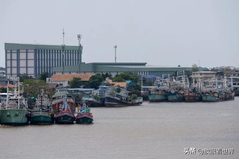 本轮中东战事首个受害者出现！
泰国渔船因柴油暴涨即将停航，
70亿美元渔业面临停