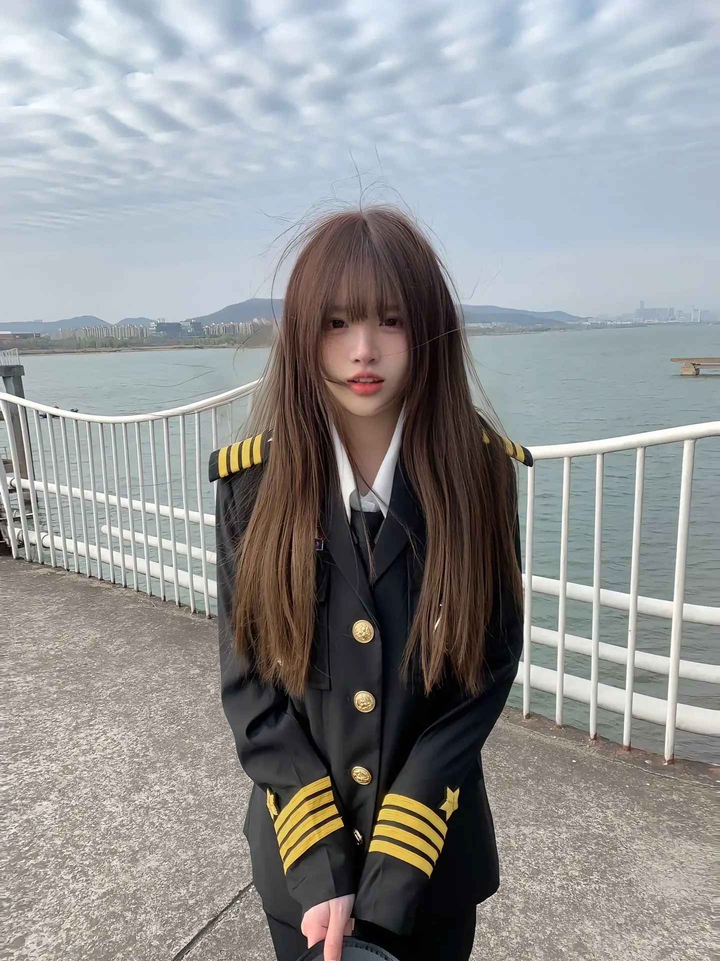 人对时间毫无还手之力 氛围感 jk制服 jk 海边拍照