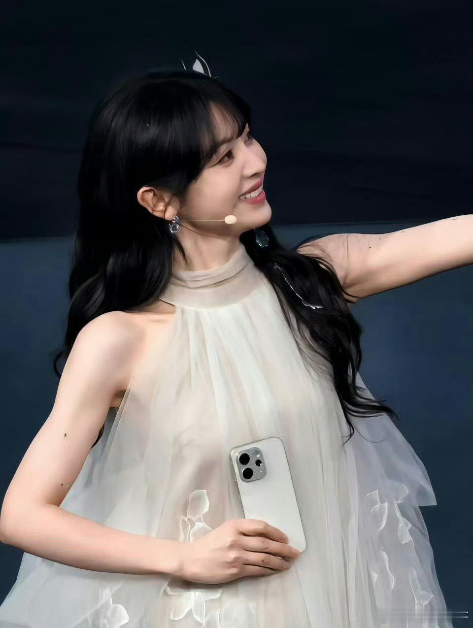 vivo发布会vivo S50系列今晚发布，主打“长焦Live神器”和影像，田曦