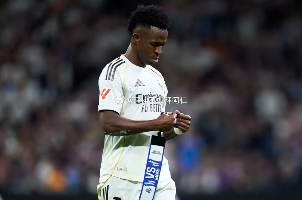 皇马与拜仁的欧冠淘汰赛即将打响，赛前拜仁名宿巴贝尔批评了皇马这几年的行事风格，并