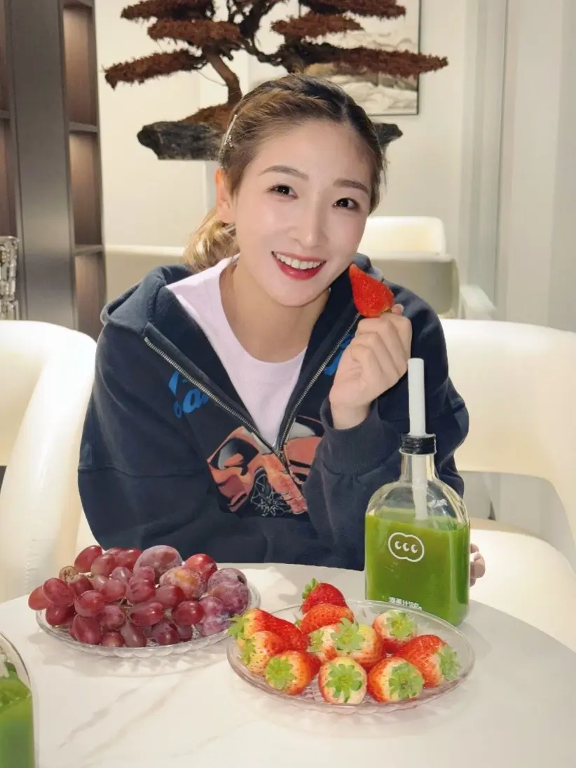 祝刘诗雯生日快乐，一路生花🍰。