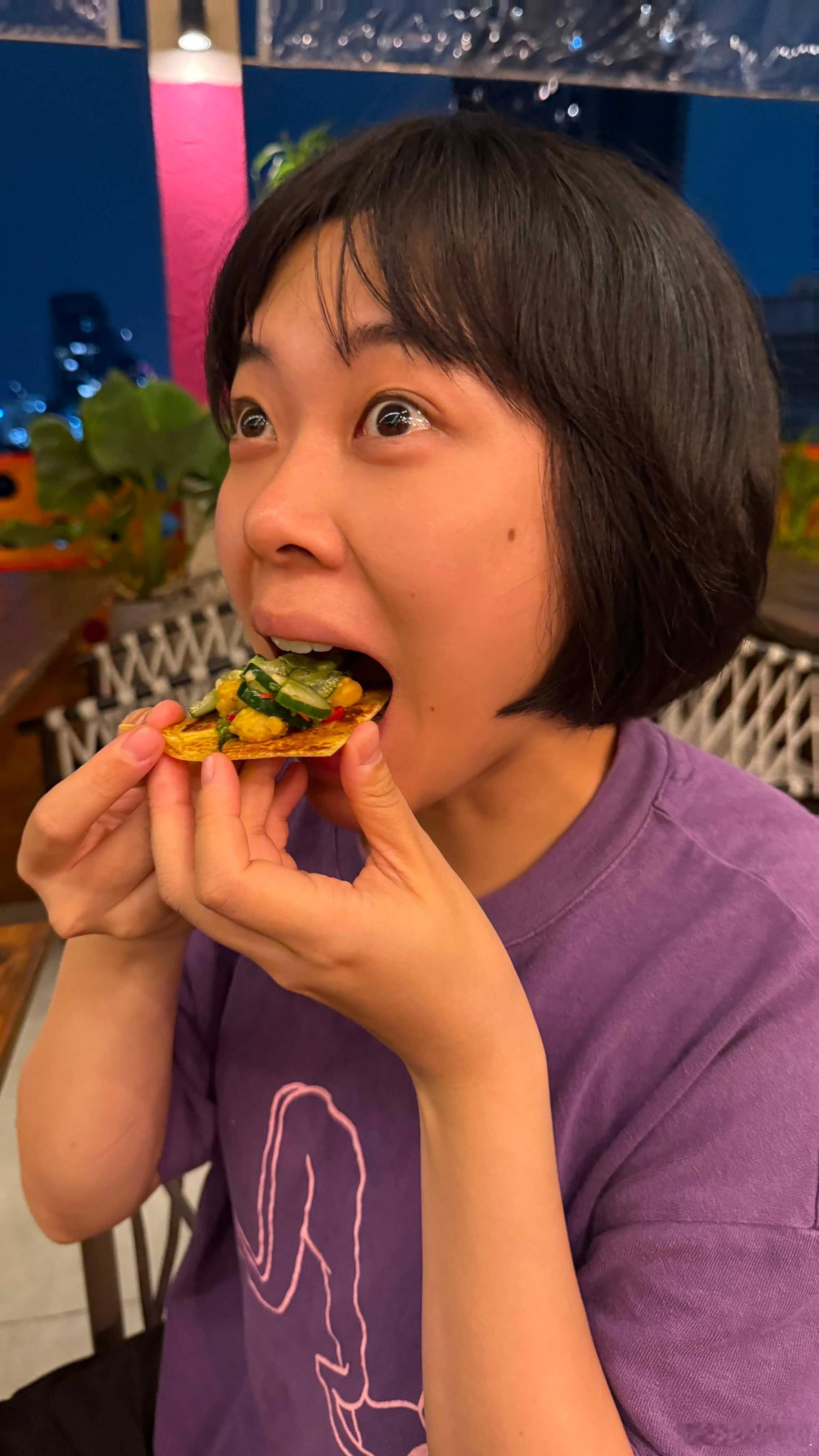 呆萌的小姐姐  我不知道怎么会有人舍得骂我 