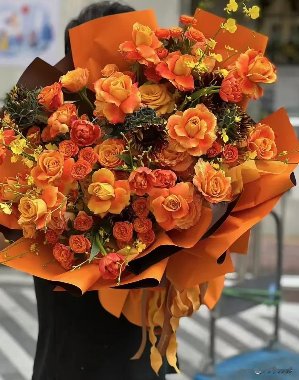 97年的表妹，不工作不谈恋爱甚至连家门都不出，对外称是看书考编，几年了也没上岸，