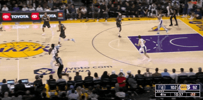 李凯尔在NBA本身就是顶级辅助！这个“鬼手掏”抢断里夫斯，又一个隆多式的假动作秒