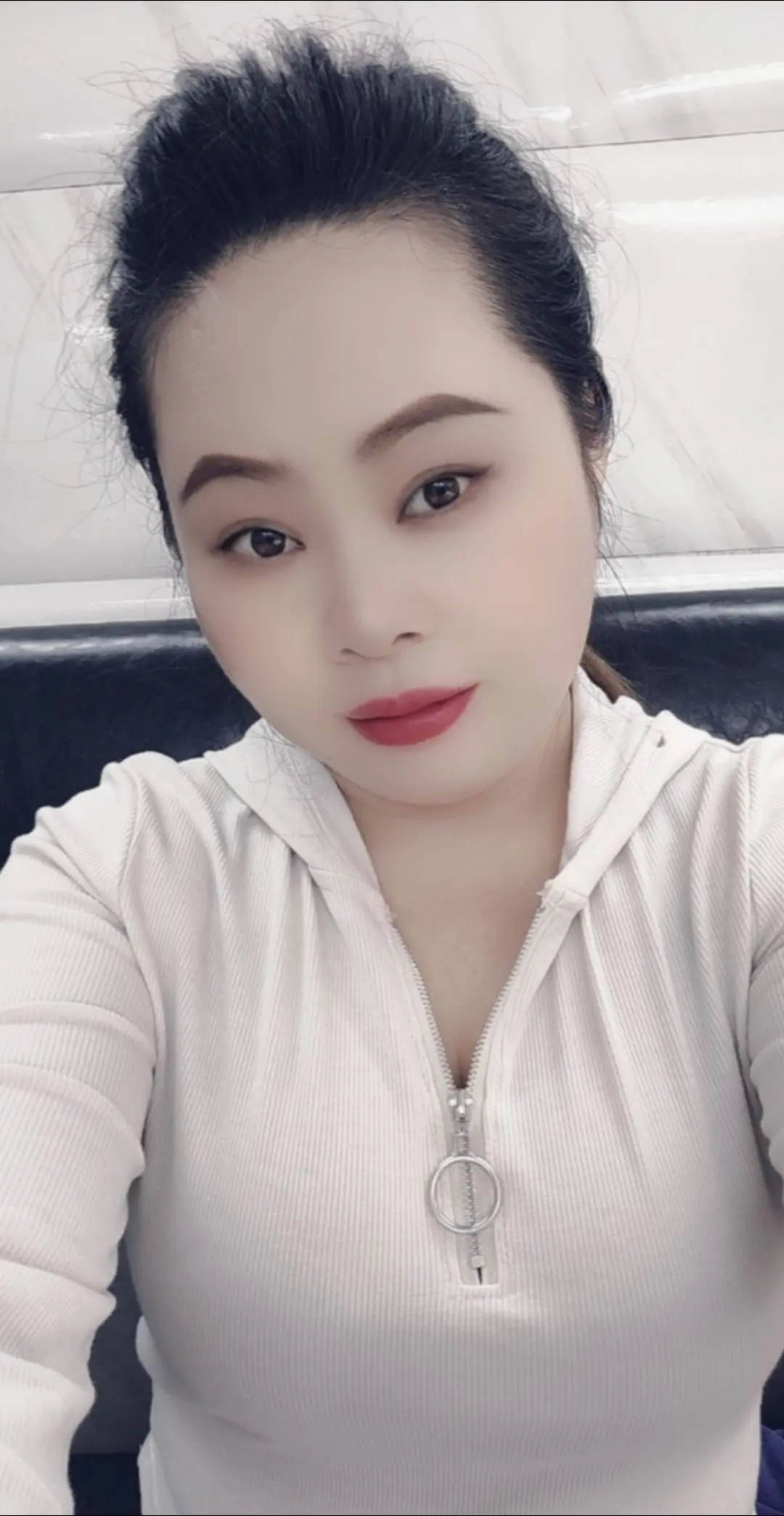 成年人的情绪 记录自己的点点滴滴 好好爱自己把期待降低把依赖变少 生活...
