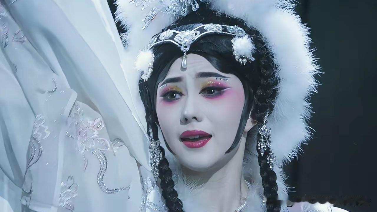 《主角》这部电视剧你看了吗巜主角》这部年代剧我不仅看了，看了还不止一遍。我觉得这