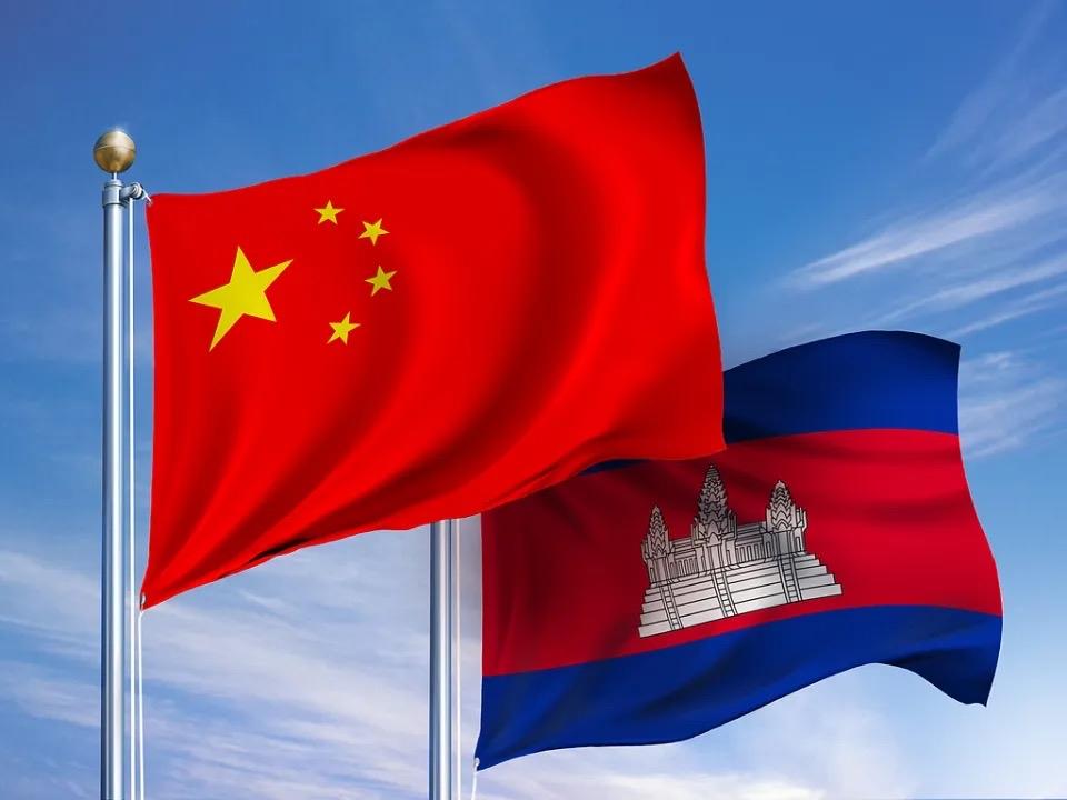 中柬关系直接提档升级，六条硬核共识撕开外交伪装，东南亚格局彻底变天

最近这段时