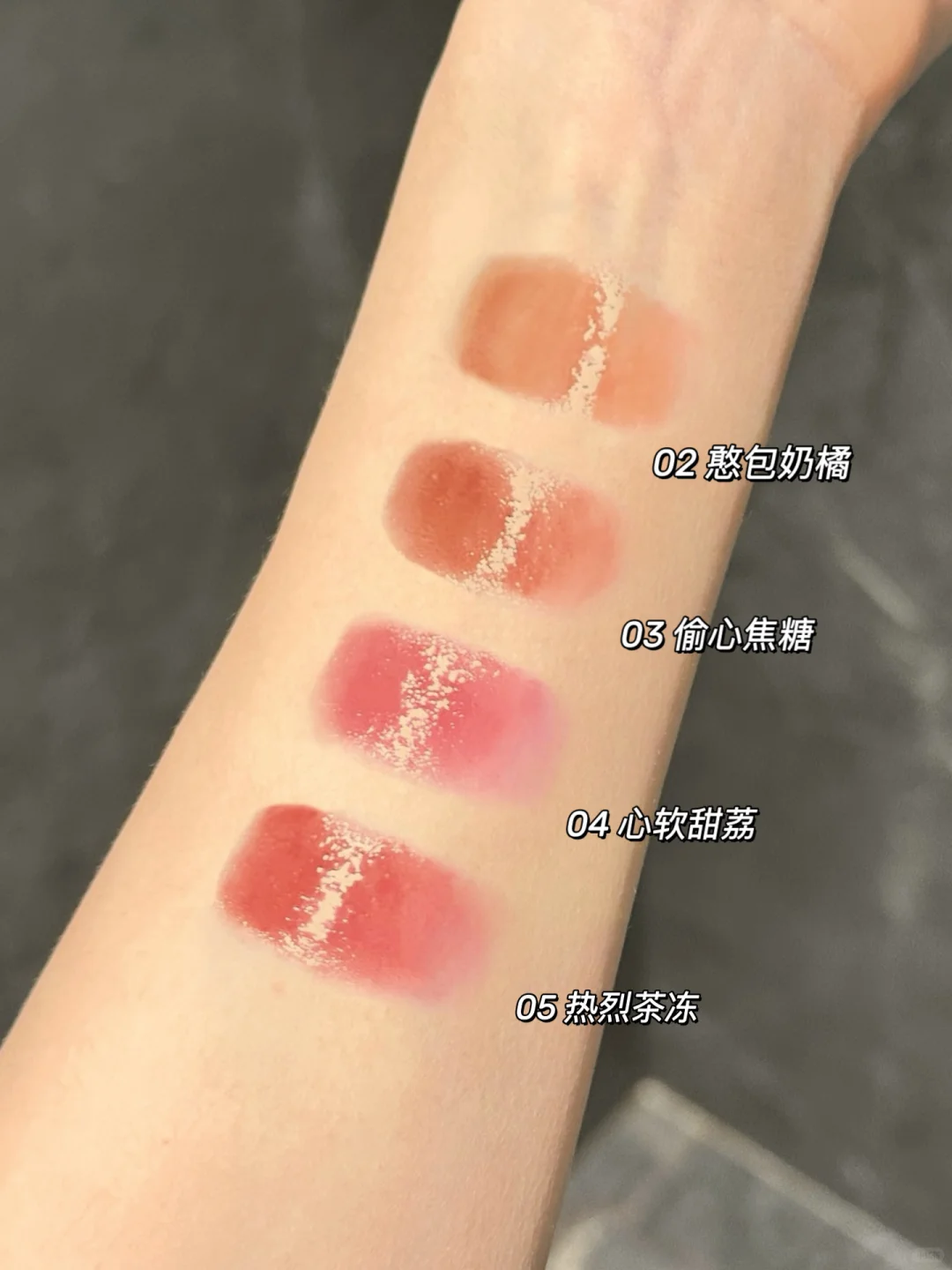 救命！线条小狗新品联名也泰可爱了😭